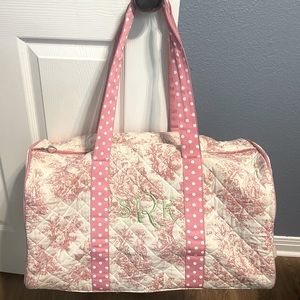 Large toile print duffle